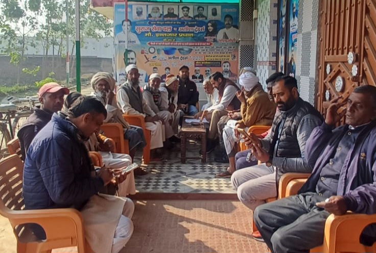 इंतजार प्रधान ने ग्रामवासियों के SIR फॉर्म भरवाकर निभाई जिम्मेदारी, ग्रामीणों ने जताया आभार