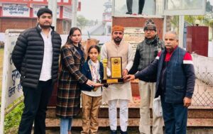 लक्सर की बेटी बनी क्षेत्र का गौरव : 9 वर्षीय अनिष्का शर्मा को गोल्ड जीतने पर अध्यक्ष अभिषेक चौहान ने किया सम्मानित